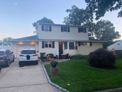 129 Tudor Rd, Centereach, NY, 11720