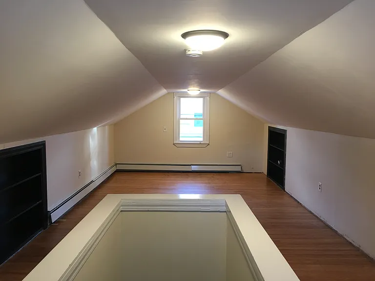 200 Bonesteel St — Photo 11