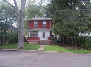 1100 Summit Ave, Teaneck, NJ