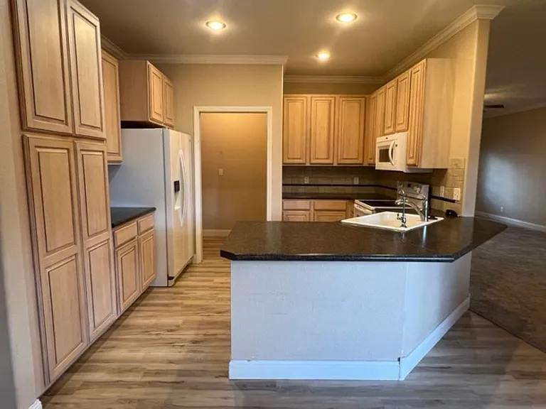 4001 W Philip Ave — Photo 11