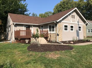 3302 49th St, Des Moines, IA 50310