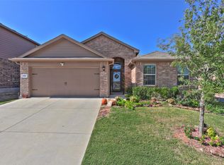 700 Stanmire Lake Trl, Fort Worth, TX 76120