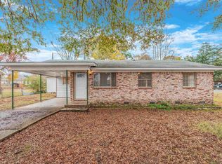 5815 Hopson Dr, Little Rock, AR 72209