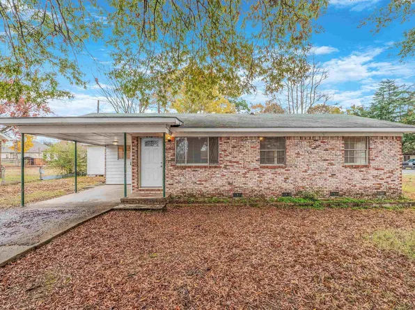 5815 Hopson Dr, Little Rock, AR 72209