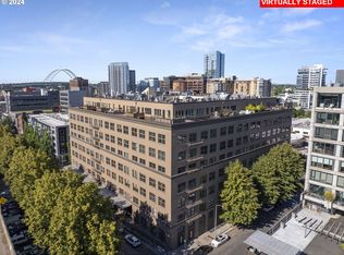 1420 NW Lovejoy St #425, Portland, OR 97209
