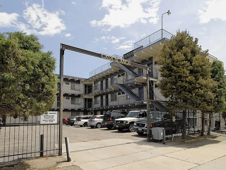 590 N Logan St — Photo 13