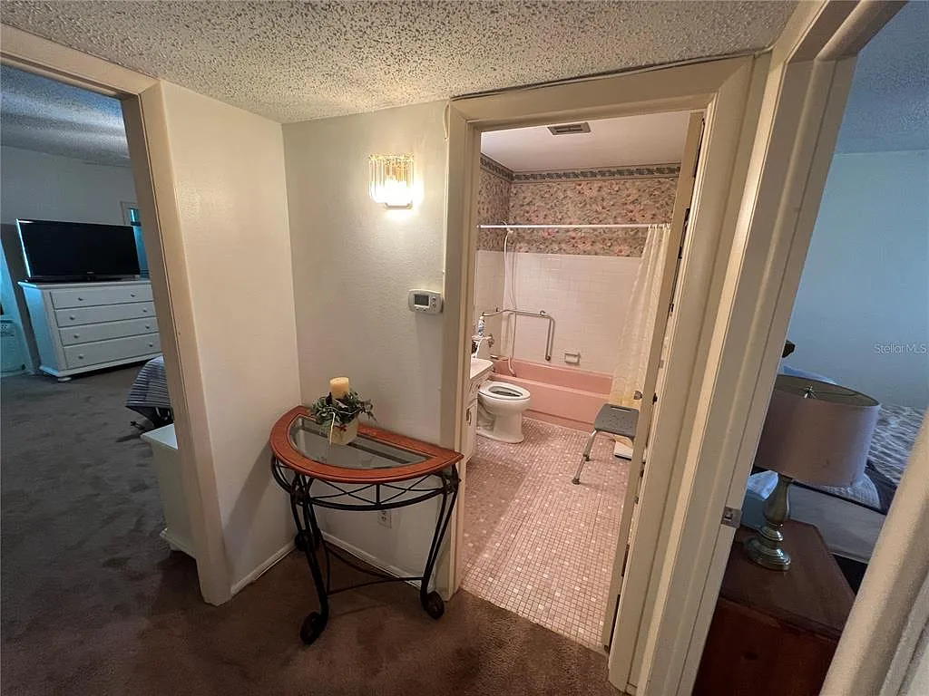 2 bed, 2.0 bath, 1400 sqft, $1,550 — Photo 4