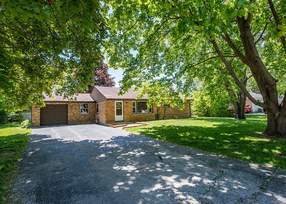1st image of 10243 W Crissy Ave