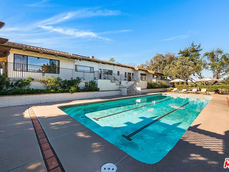 2975 Calle Bonita — Photo 43