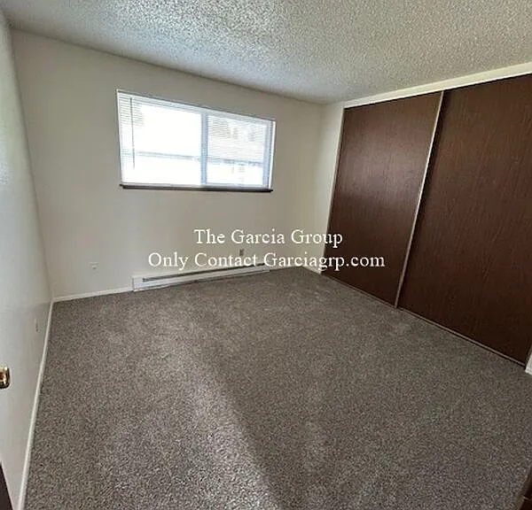 470 SE Vista Ave — Photo 7