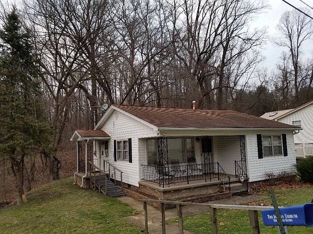 1st image of 227 Hamilton St