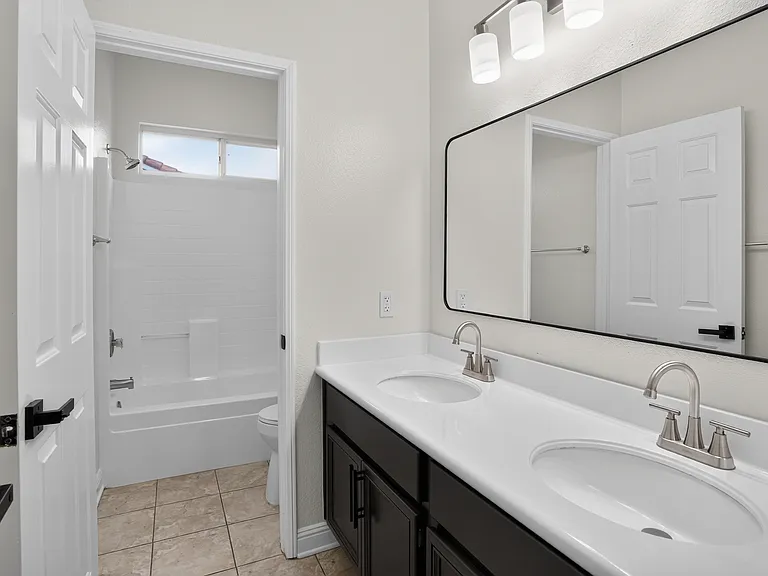 692 Bundy Way — Photo 11