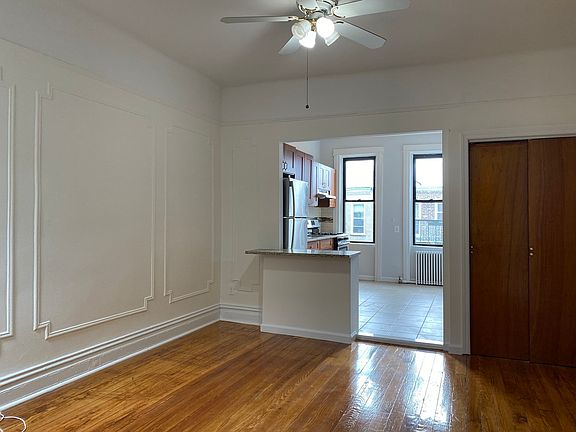 2nd image of 30-23 42nd St #3L