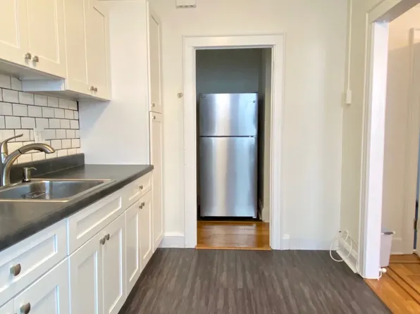 47-25 38th Street image 3 of 20