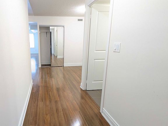 3rd image of 273 S Park Rd #201