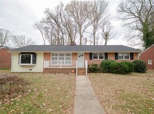 140 Henry Clay Rd, Newport News, VA 23601