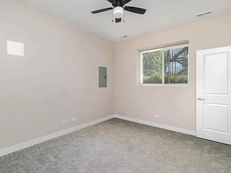 2708 W Jackson Blvd #G — Photo 8
