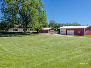 7983 Barry St, Zeeland, MI 49464