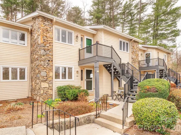 540 Britton Creek Dr, Hendersonville, NC 28791