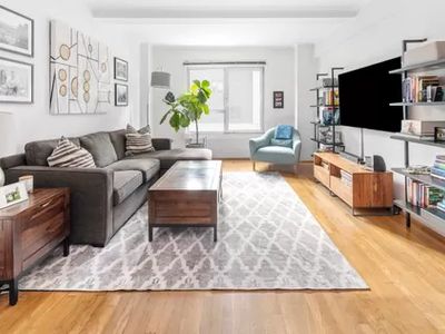 227 E 57th St APT 15-D, Manhattan, NY, 10022