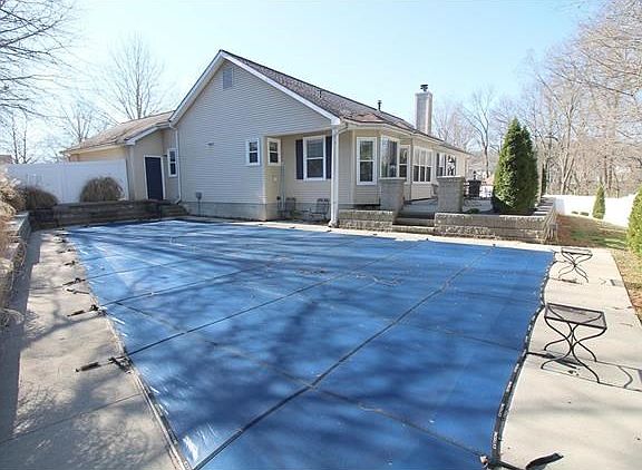 Won't be long before this pool will be opened!