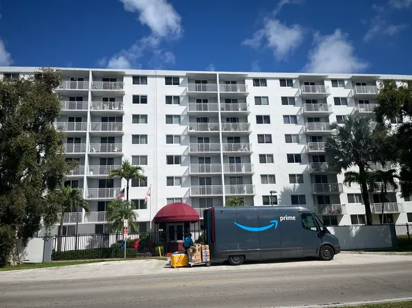 1251 NE 108th St #498, Miami, FL 33161