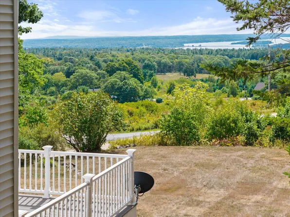 41 Browns Avenue, Sedgwick, ME 04676