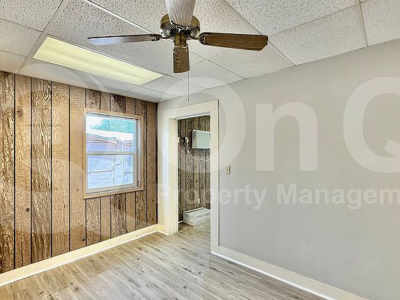 5th image of 901 N Arbor Ave