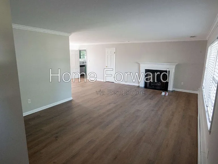 517 N 3rd St — Photo 14