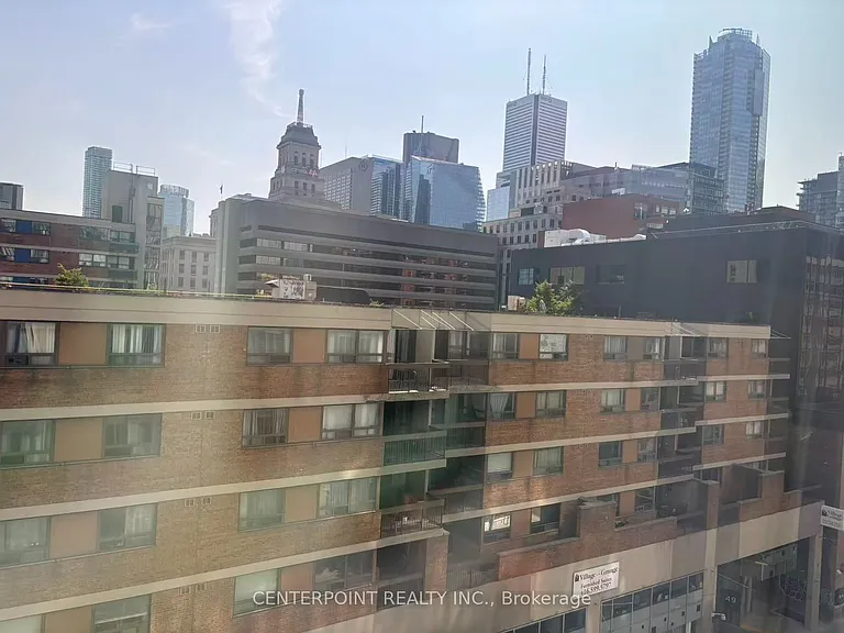 50 McCaul St #707 — Photo 13