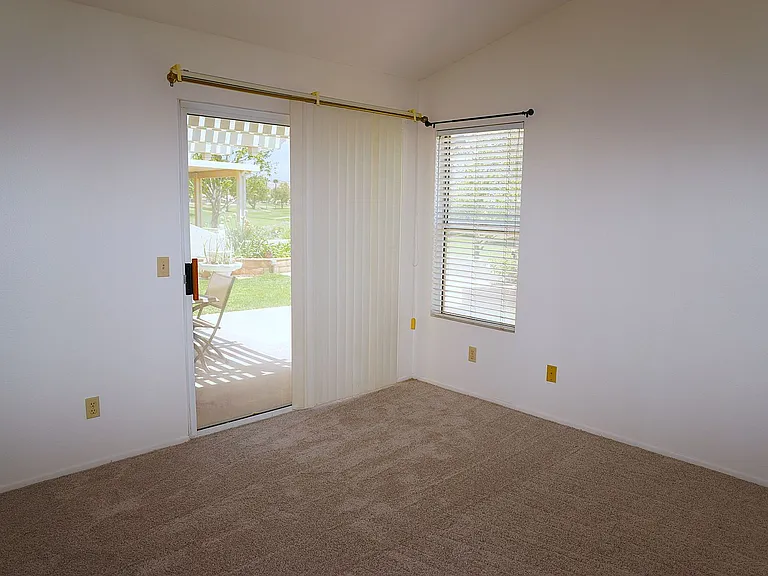 1366 Fairway Oaks Ave — Photo 18
