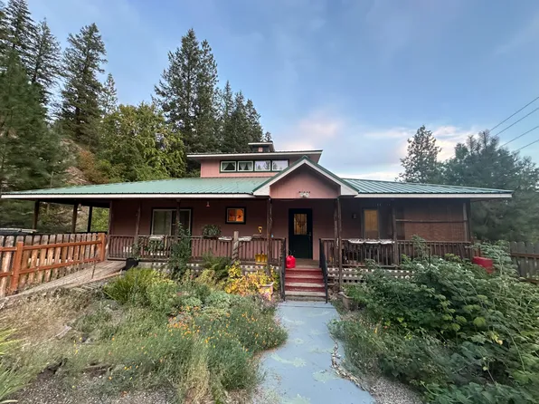 318502 Us Highway 2, Newport, WA 99156