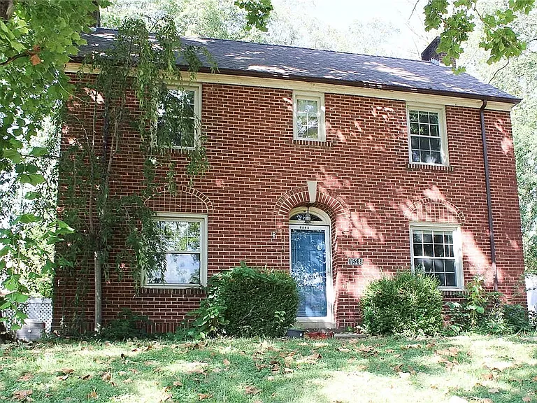 1528 W Sunset Ave — Photo 1