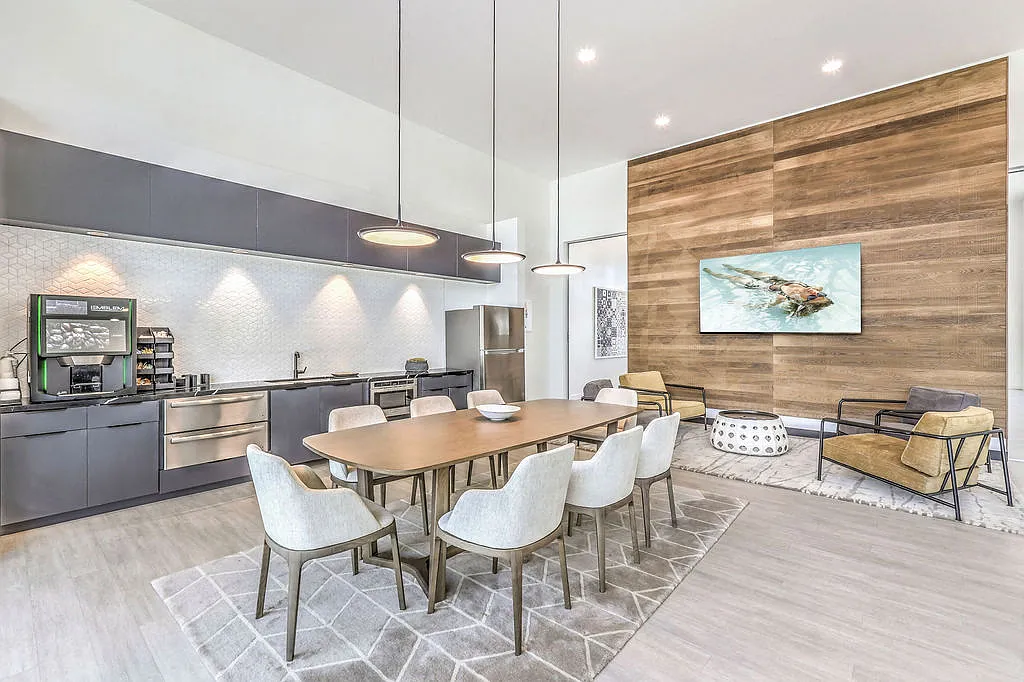 Ariva Luxury Residences — Photo 4
