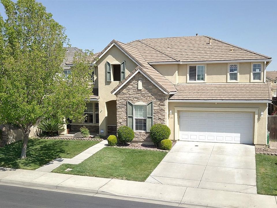 1st image of 104 River Pointe Dr