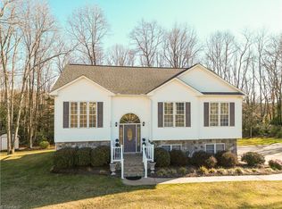 354 Shingle Gap Rd, Purlear, NC 28665