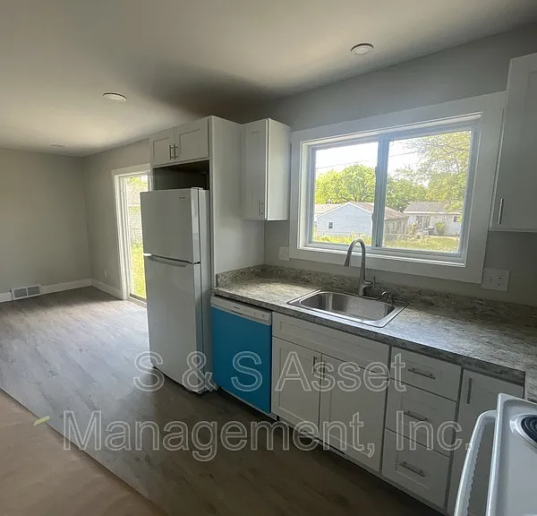 4106 Stillwell Ave — Photo 9