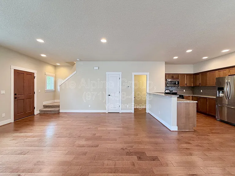 378 SW Mitchum Ter — Photo 6