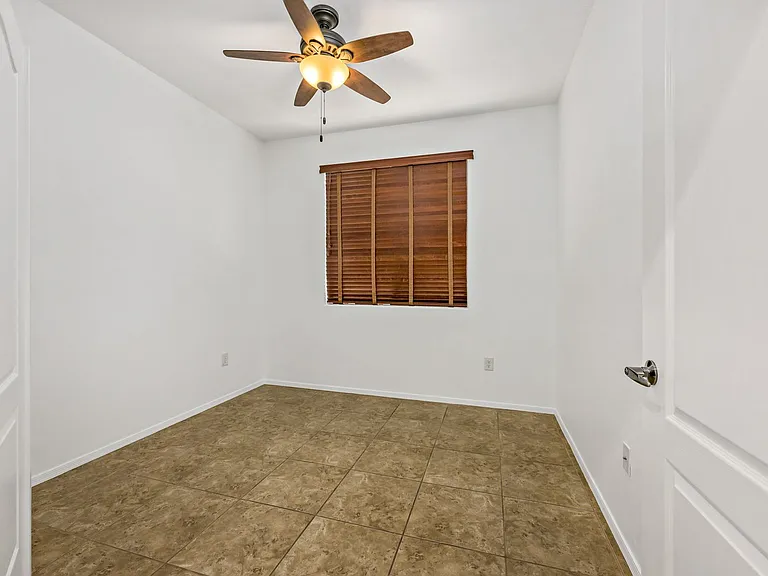 4261 N Golden Ridge Ln — Photo 14
