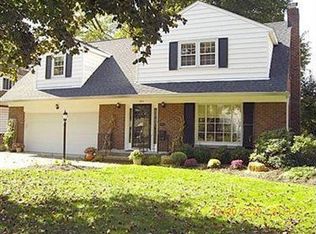 184 Overwood Rd, Akron, OH 44313