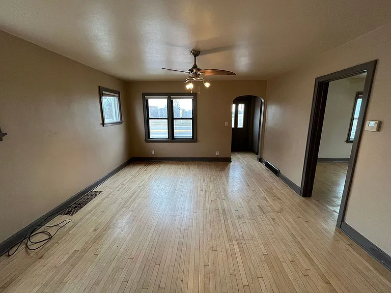 803 Grand Ave — Photo 14