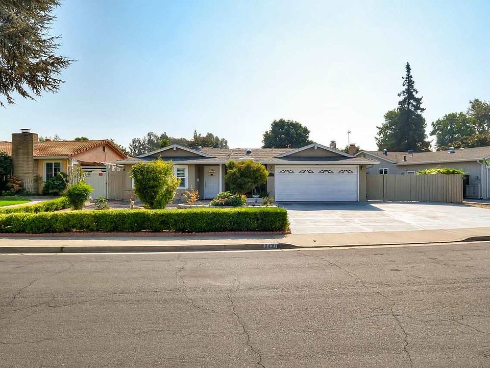 1st image of 2438 Farrol Ave