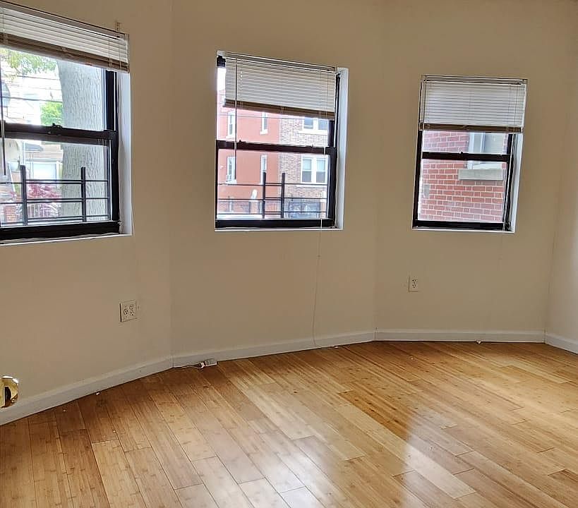 1st image of 4372 Matilda Ave