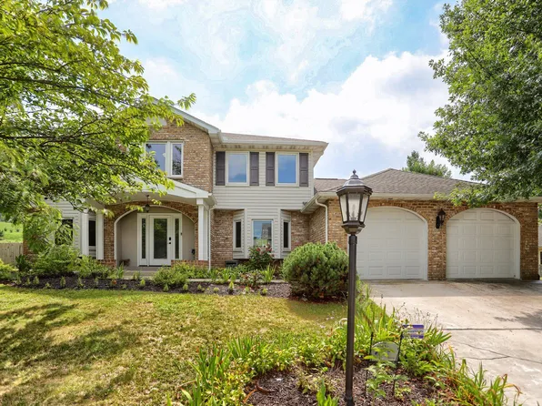 341 E Meadow Dr, Mechanicsburg, PA 17055