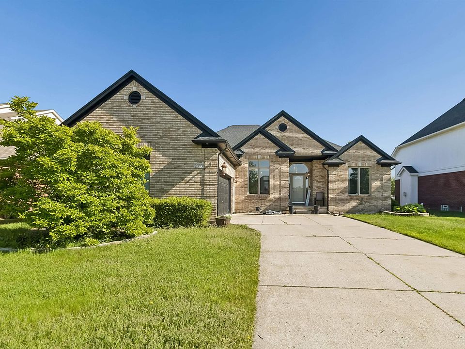 1st image of 20351 Bannister Dr