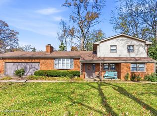 6601 Briscoe Ln, Louisville, KY 40228