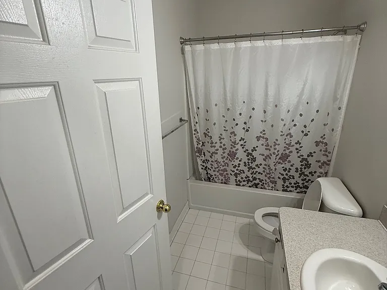 1123 Alameda Blvd #45 — Photo 9