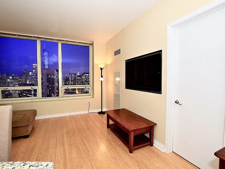 33 W Ontario St #54C — Photo 5
