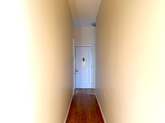 5th image of 523 W 187th St APT 1C