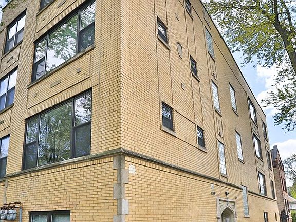 2nd image of 1123 N Campbell Ave APT 1